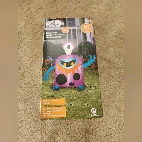 3.5ft Gemmy Airblown Inflatable LED Halloween Cyclops Alien In Box Complete - Picture 1 of 2